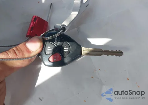 2011 Toyota Camry Le z USA, uszkodzony, nr VIN 4T1BF3EK8BU660667